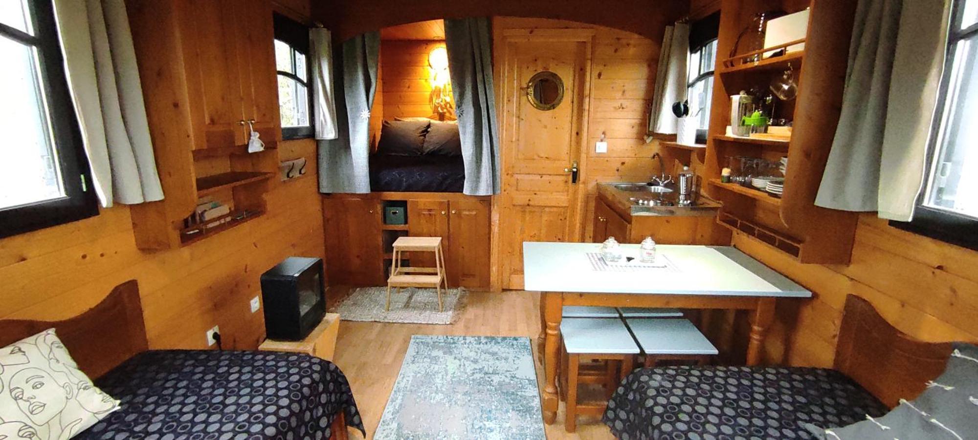 Le Domaine Des Droles De Dames Pensionat Buding Exteriör bild